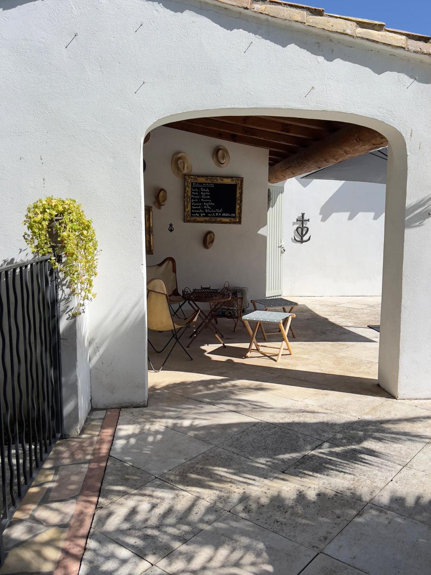 Alpilles Camargue Mas Falabrego Raphele Exterior photo